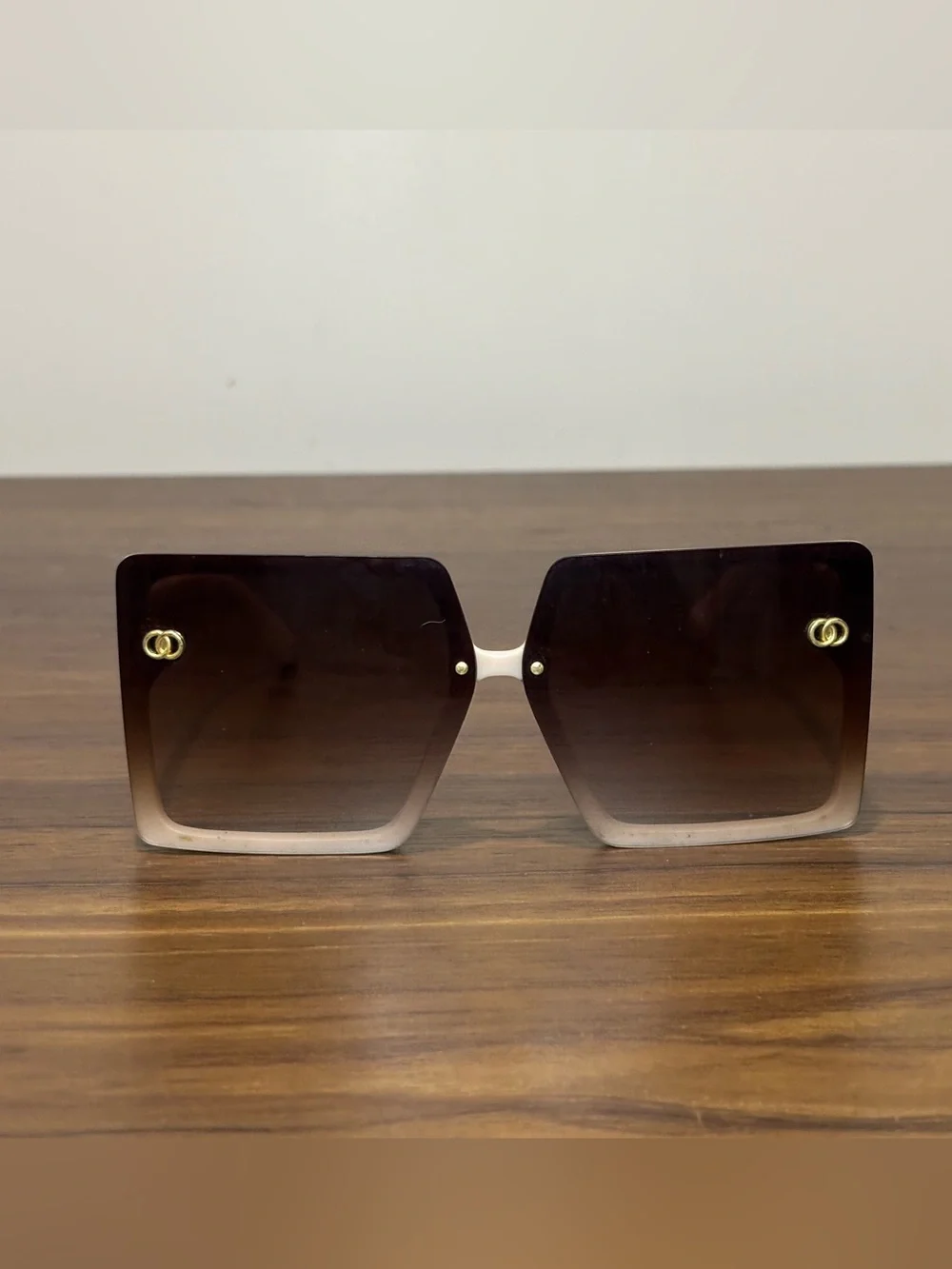 Margaret Josephs Oversized Glasses Dark Lense Pink Glitter Frames MC56152